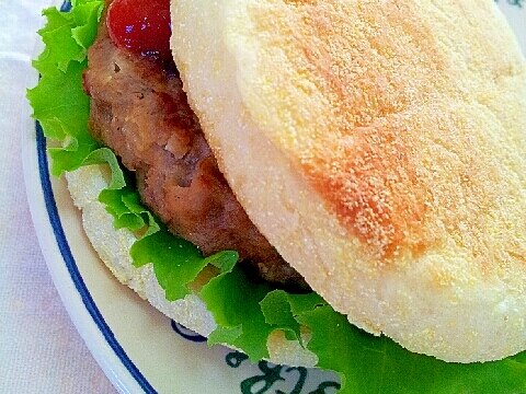 Eマフィンサンド✿ハンバーグ&マスタード❤